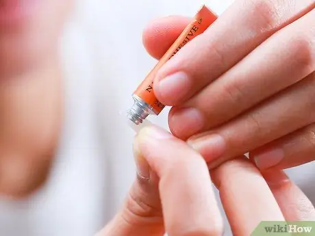 Сделайте легкие клыки вампира, шаг 7 Сделайте легкие клыки вампира, шаг 7