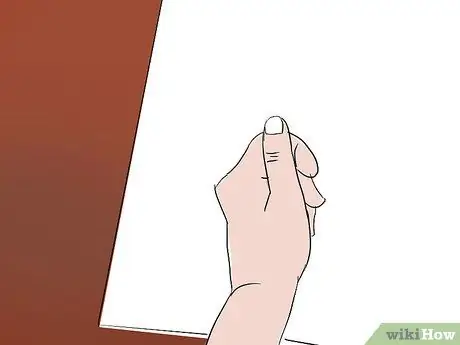Шалость с поддельными детскими следами, шаг 2