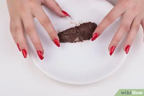 Сделать фальшивую какашку для розыгрыша Шаг 3