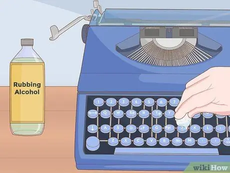 Очистите пишущую машинку Шаг 11