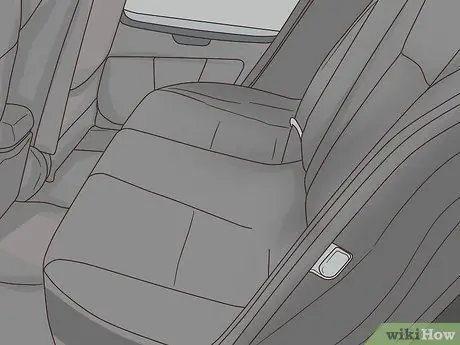 Откройте багажник Шаг 9