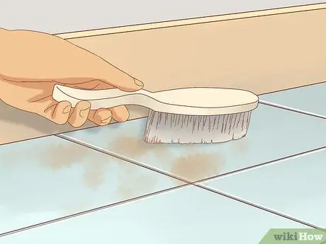 Нанесите силиконовый герметик Step 10