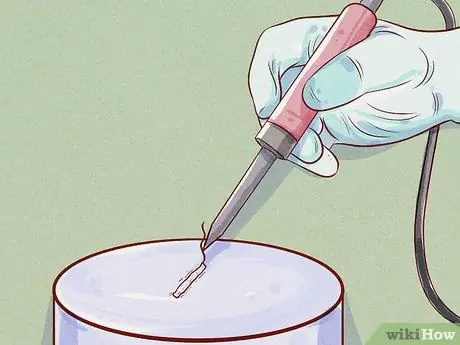 Заполните пластиковые отверстия, шаг 10