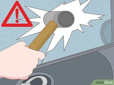 Выйти из запертой машины Шаг 7
