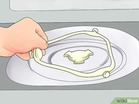 Установите микроволновую печь Step 9