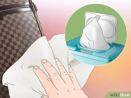 Чистка кожи Louis Vuitton Step 5 Чистка кожи Louis Vuitton Step 5