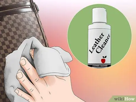 Чистка кожи Louis Vuitton Step 6 Чистка кожи Louis Vuitton Step 6