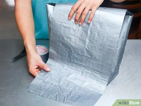 Сделайте рюкзак из клейкой ленты Шаг 13