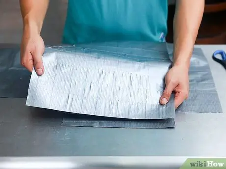 Сделайте рюкзак из клейкой ленты Шаг 9