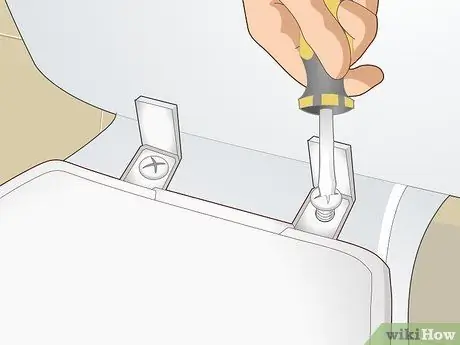 Установите мягкое закрывающееся сиденье для унитаза Шаг 13