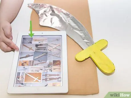 Сделать меч из картона Шаг 2
