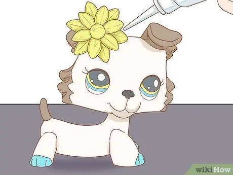 Настройте игрушку Littlest Pet Shop Step 12