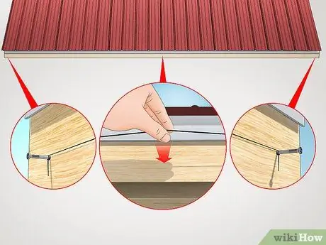 Установите водосточные желоба Шаг 5