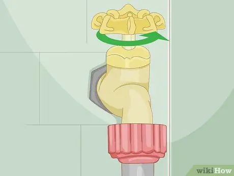 Очистить водостоки без лестницы Шаг 7