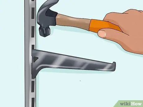 Сборка регулируемых полок для кладовой Шаг 16