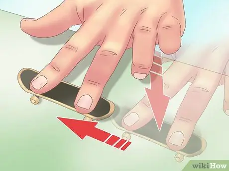 Kickflip on a Tech Deck, шаг 9