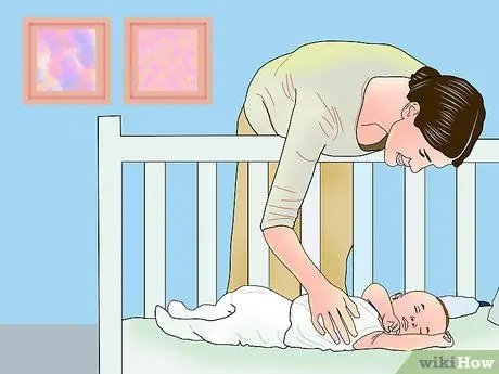 Обеспечьте безопасное использование детской кроватки Шаг 7