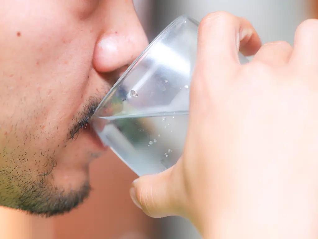 3 способа выпить воду