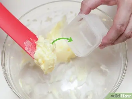 Приготовить сливочное масло для бренди Шаг 5