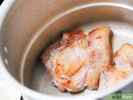 Приготовить свиные отбивные из моркови и картофеля в скороварке Шаг 2 Приготовить свиные отбивные из моркови и картофеля в скороварке Шаг 2