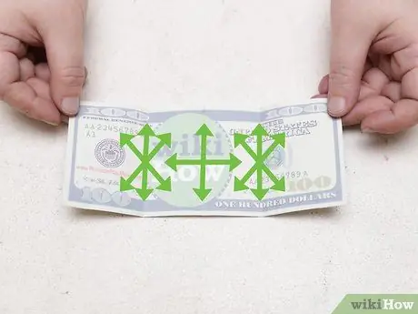 Сделайте черепаху из долларовой купюры. Шаг 9