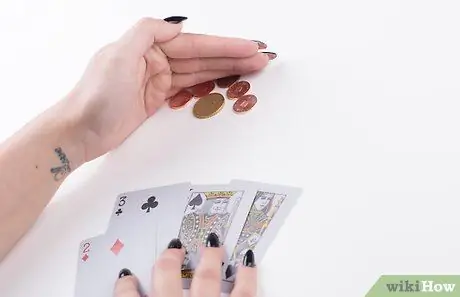 Играть в Penny Ante, шаг 5