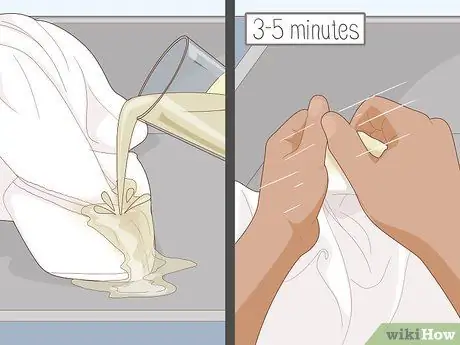Удалите пятна от пота с одежды Шаг 10