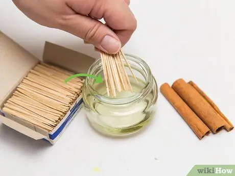 Приготовить зубочистки с корицей, шаг 2