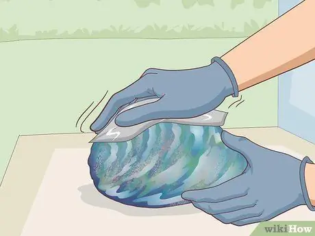 Очистка ракушек из ракушек Paua Step 17