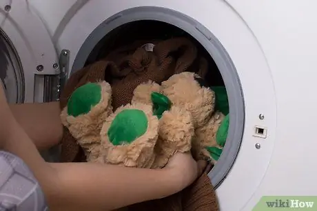 Очистите мягкое животное, шаг 3