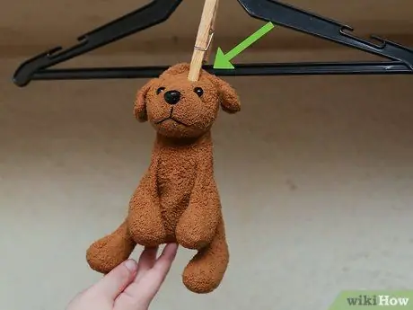 Вымойте мягкую игрушку вручную, шаг 18