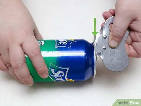Сделайте подставку для карандаша из банки. Шаг 4