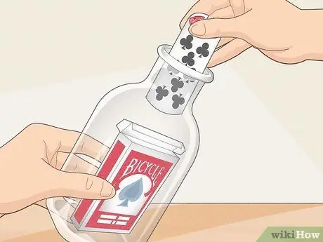 Сделайте невозможную бутылку Шаг 6