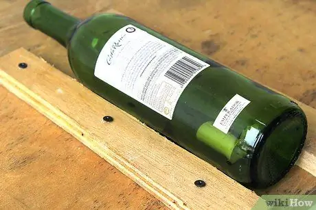 Сделайте акцентные огни на бутылке вина, шаг 3