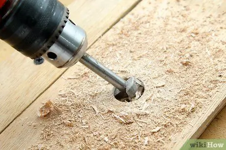 Сделайте акцент на бутылке вина, шаг 4