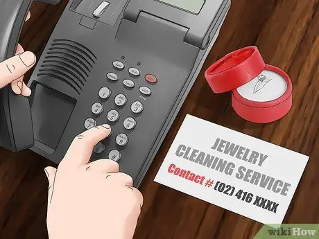 Очистите платиновое кольцо с бриллиантом Шаг 13