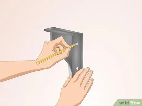 Покажите одежду на стене Шаг 11