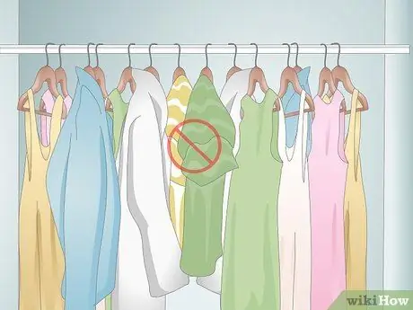 Покажите одежду на стене Шаг 16