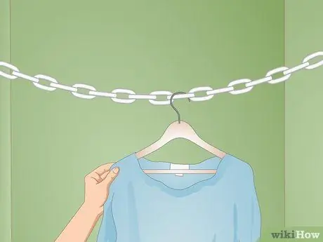 Покажите одежду на стене Шаг 4