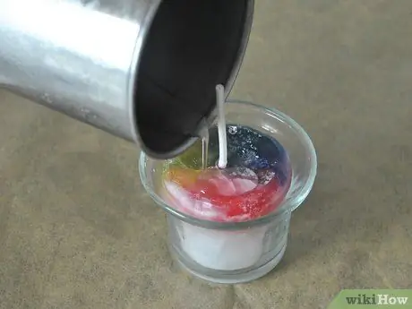 Сделайте свечу на основе Tye Dye, шаг 12