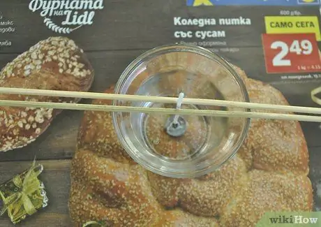 Сделайте ароматическую свечу с корицей, шаг 2
