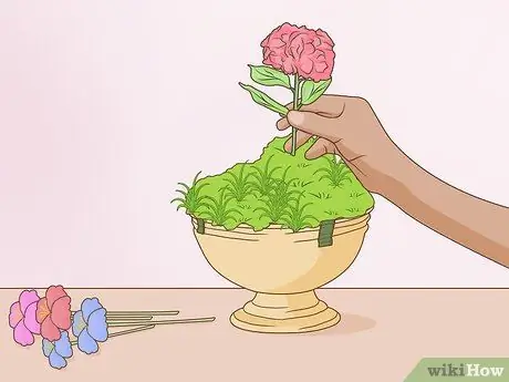 Расставить шелковые цветы Шаг 10