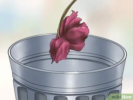 Переставить букет, купленный в магазине Шаг 14
