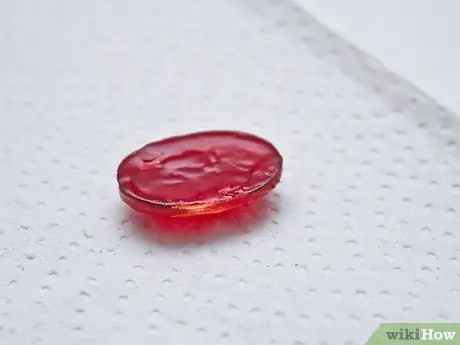 Изготовление украшений из лака для ногтей Шаг 11