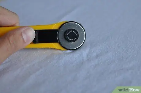 Выберите и используйте роторный резак Шаг 9
