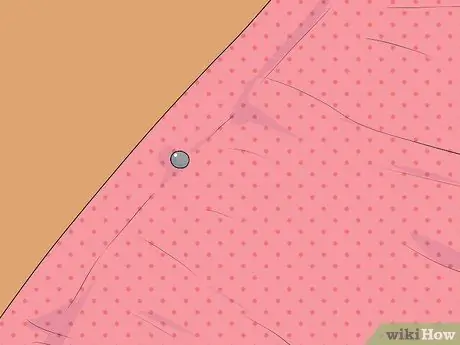 Пришиваем пуговицы на пальто, шаг 2