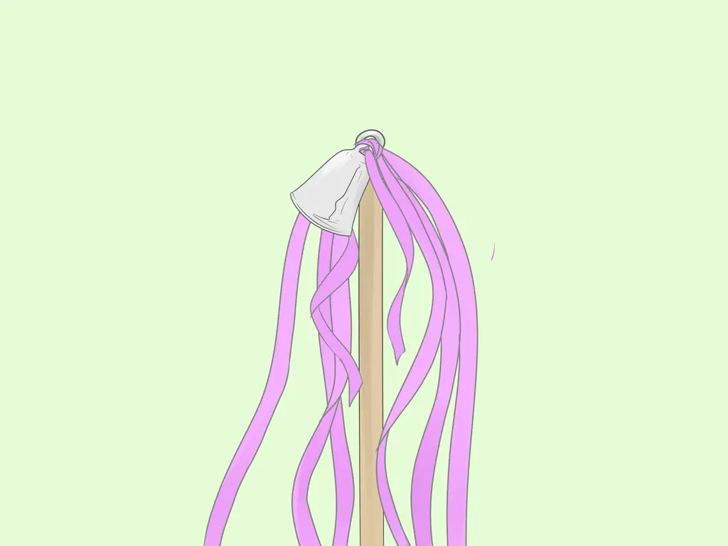 Как сделать свадебные жезлы-колокольчики: 14 шагов (с рисунками)