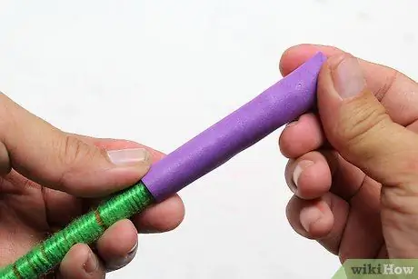 Изготовить метелку из перьев. Шаг 5