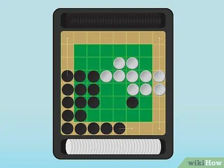 Играть в Отелло Шаг 09