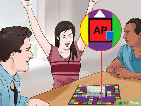 Играть в Pictionary Step 12